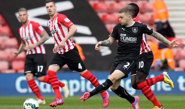 英媒：热刺主帅弗兰克已经与托尼进行会谈，球员有望重返英超（英媒：弗兰克已与托尼会面，热刺或促其重返英超）