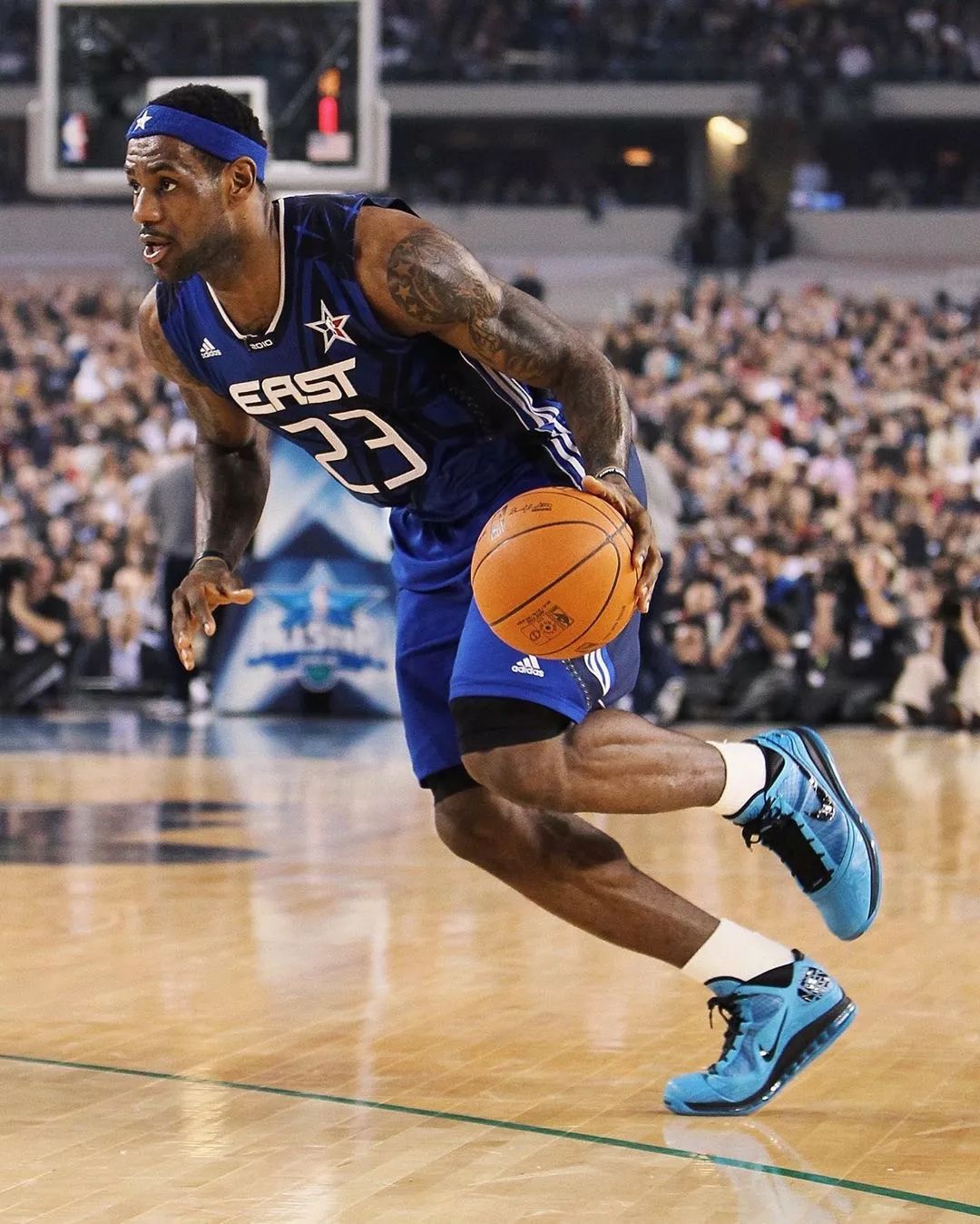 NBA球员交易动态及球队影响（NBA交易动向与各队影响解析）