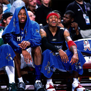 篮球勇士球员三分纪录被打破，全场致敬（勇士球员三分纪录被刷新，全场起立致敬）