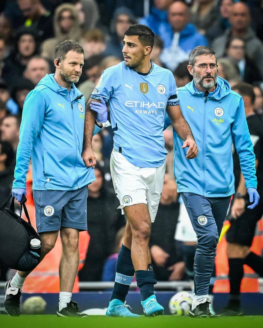 麦克阿瑟vs珀斯光荣首发：库查尔斯基领衔！卡塞雷斯、伍顿在列（麦克阿瑟对阵珀斯光荣首发公布：库查尔斯基领衔，卡塞雷斯、伍顿在列）