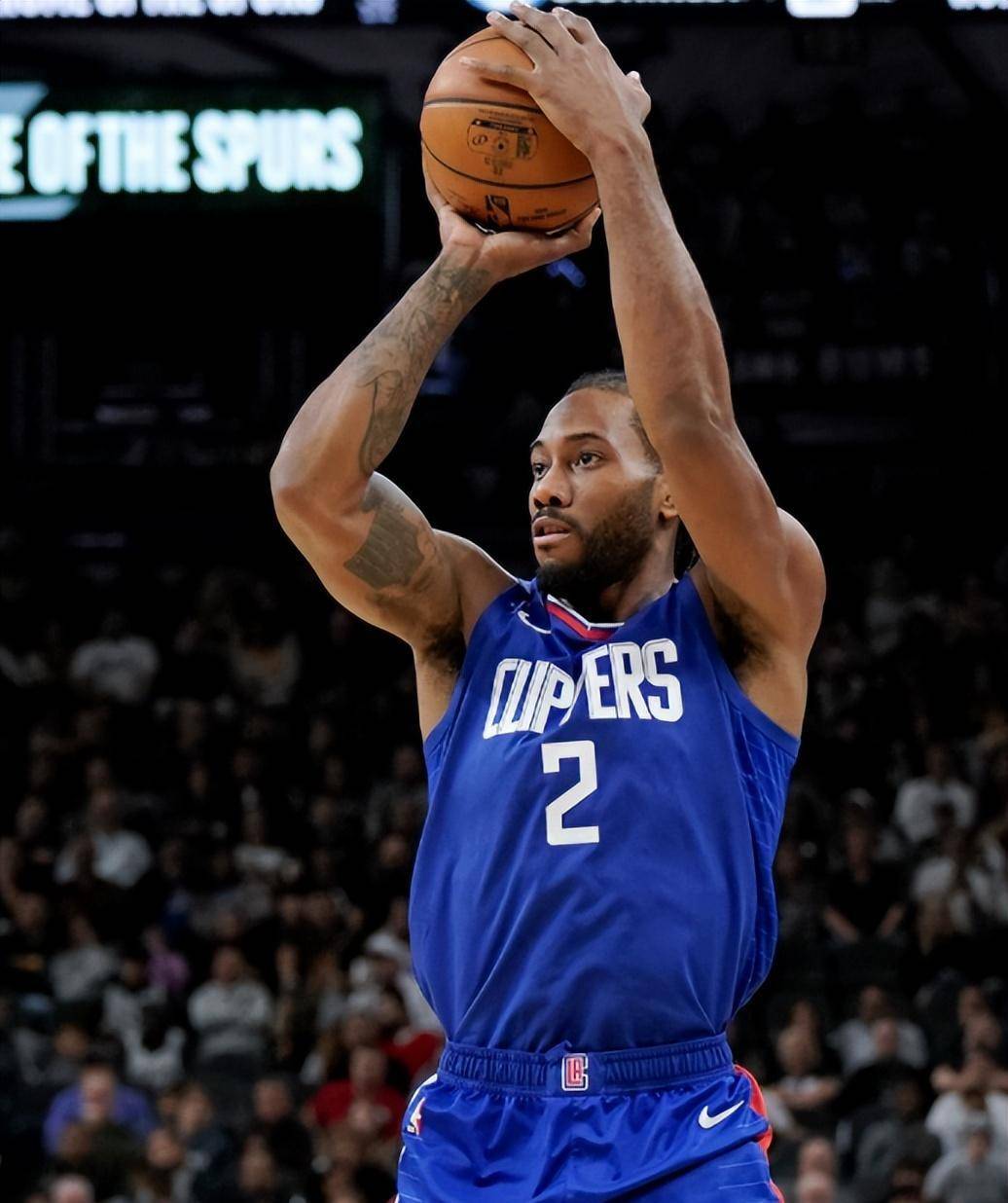 群雄争霸，意甲连续第二年至少4支排名前列的球队相差2分以内（群雄并起：意甲连续第二年前列至少四队分差不超2分）