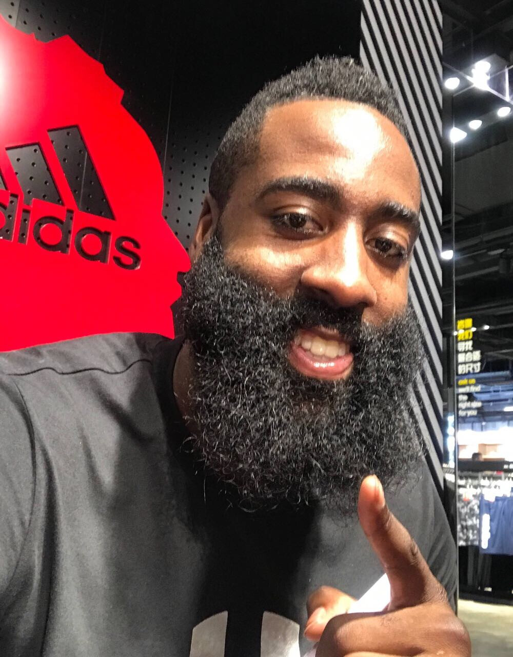 亚冠焦点：柔佛新山VS上海海港，生死战前双方态势剖析（亚冠生死战前瞻：柔佛新山对阵上海海港，双方形势深度解读）