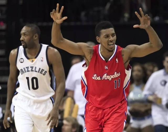 西海岸投资人：盼邵佳一到国足坚持自己打法，球迷要包容他（西海岸投资者：希望邵佳一进入国足并坚持个人风格，呼吁球迷更多包容）