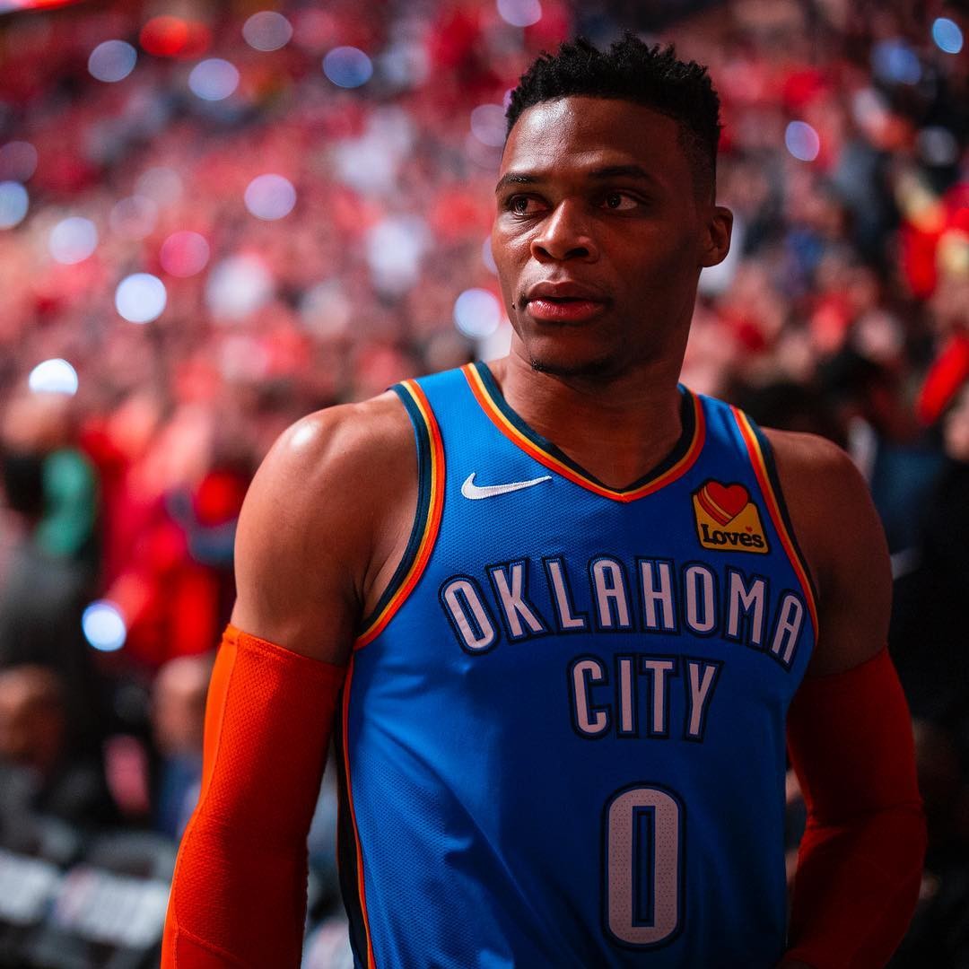 法国足协主席：能不能给姆巴佩多一点自由，让他稍微喘口气（法国足协主席呼吁为姆巴佩减压：多给自由，让他有喘息空间）