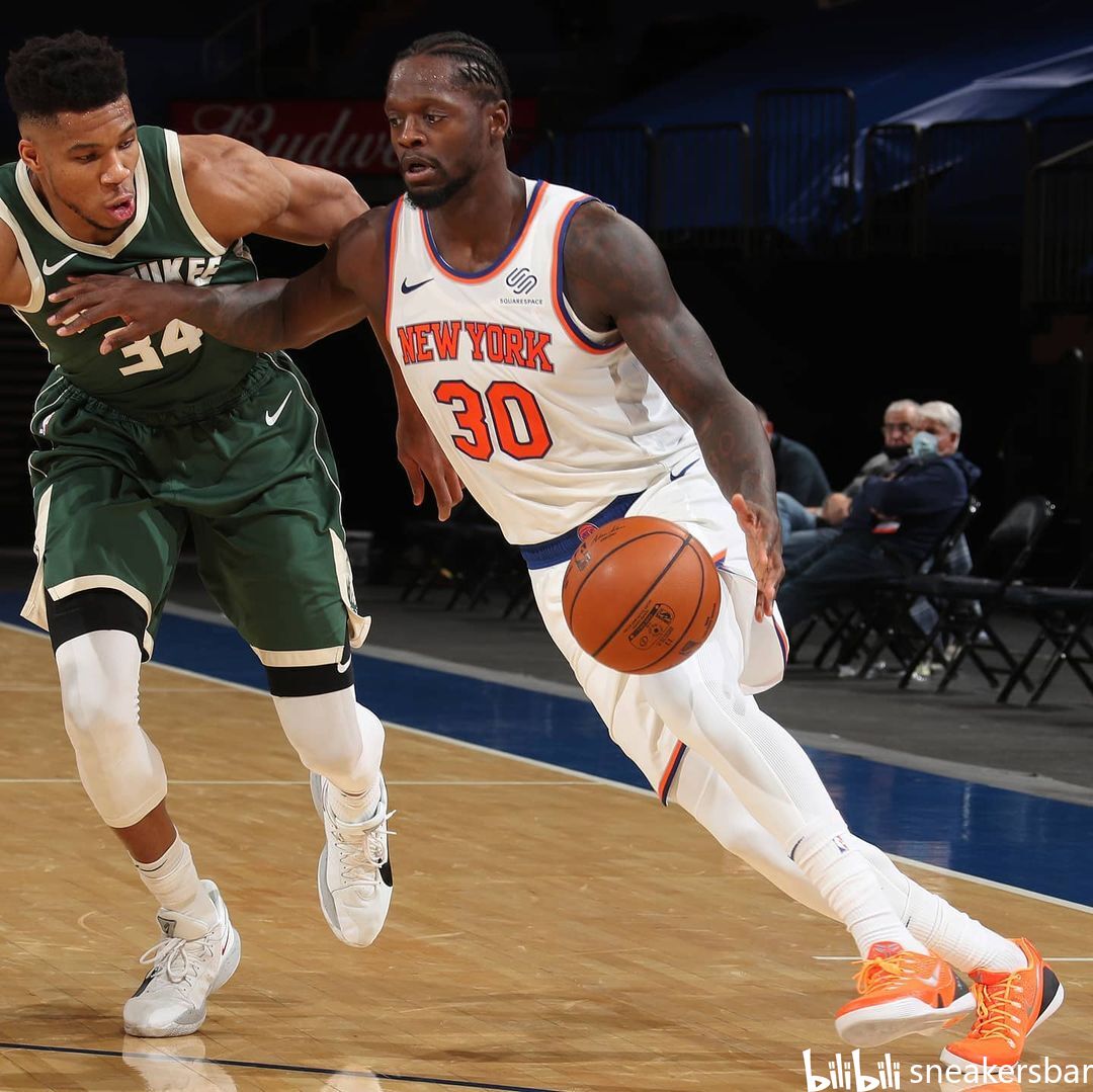 素表现出浓 素表现出浓